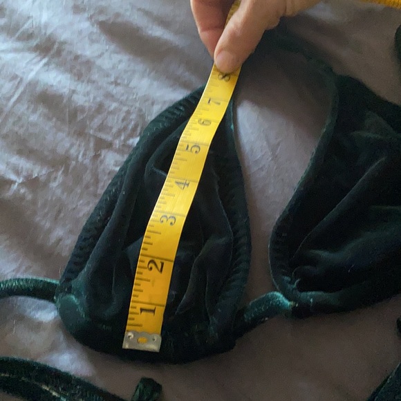 Competition Suit - Picture 7 of 9